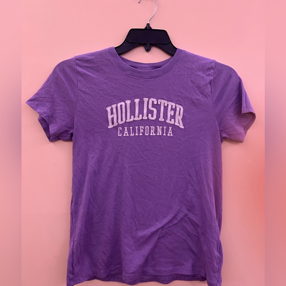 Purple Hollister California shirt, size SMALL